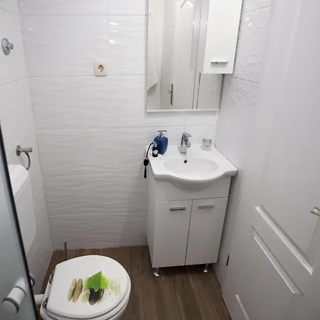 Zen - One Bedroom Split