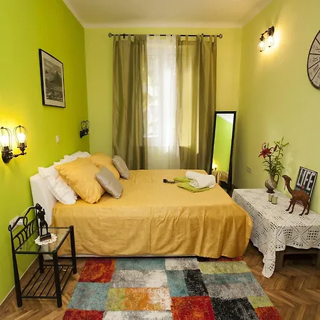 Zen - One Bedroom * Split